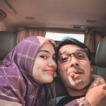 Ini Tips Bebas Cemburu dari Istri Ricky Harun, “Biarkan Tuhan yang Menjaga Suami Saya”