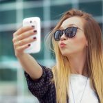 Benarkah Orang yang Gemar Selfie Punya Gangguan Kejiwaan?